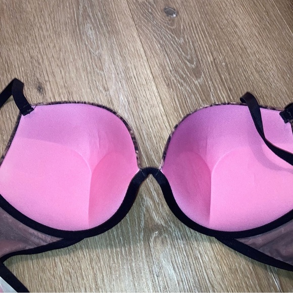 VS Pink 36C Pink and Black Snakeskin Print Wear Everywhere Push-Up Bra - Picture 3 of 5